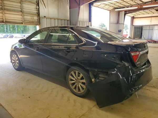4T1BF1FK3GU504627 2016 TOYOTA CAMRY - Image 2