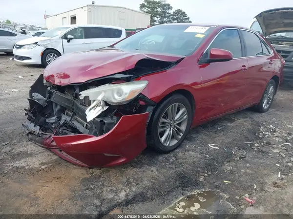 4T1BF1FK3GU506801 2016 TOYOTA CAMRY - Image 2