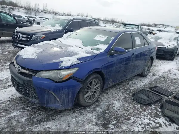 4T1BF1FK3GU507107 2016 TOYOTA CAMRY - Image 2