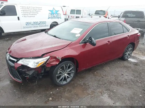 4T1BF1FK3GU516339 2016 TOYOTA CAMRY - Image 2