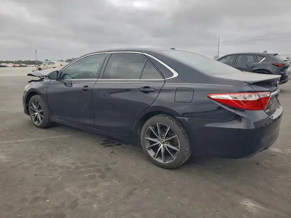 4T1BF1FK3GU516440 2016 TOYOTA CAMRY - Image 2
