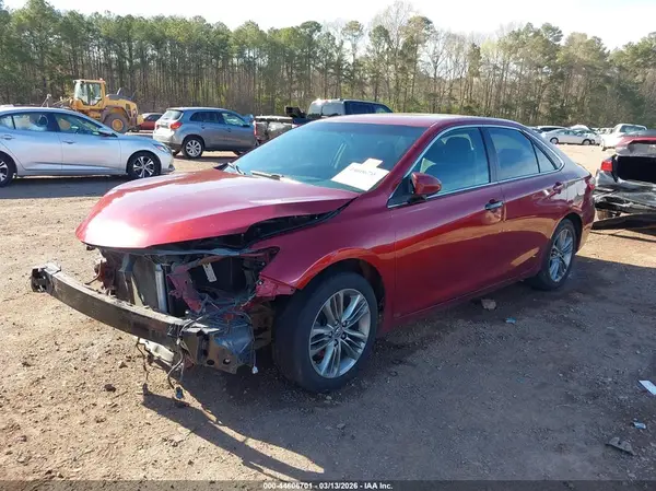 4T1BF1FK3GU516793 2016 TOYOTA CAMRY - Image 2