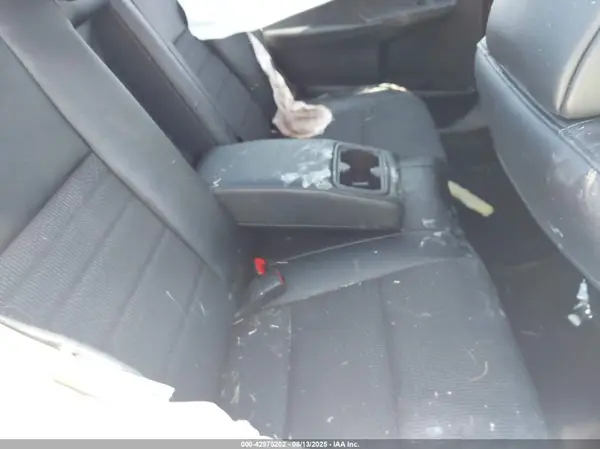4T1BF1FK3GU526210 2016 TOYOTA CAMRY - Image 8
