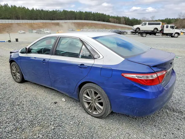 4T1BF1FK3GU528488 2016 TOYOTA CAMRY - Image 2