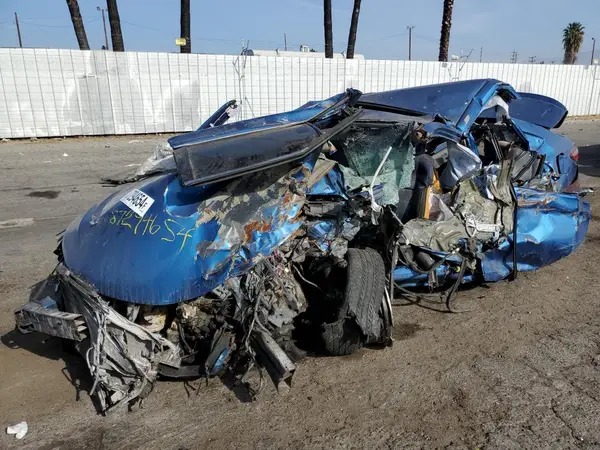 4T1BF1FK3GU530032 2016 TOYOTA CAMRY - Image 1