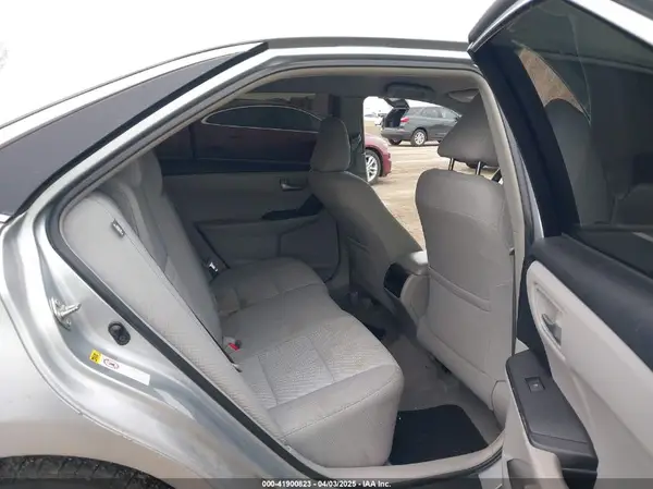 4T1BF1FK3GU532377 2016 TOYOTA CAMRY - Image 8