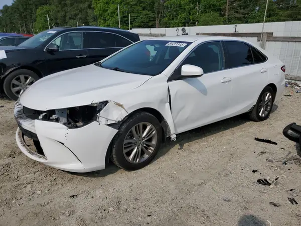 4T1BF1FK3GU532606 2016 TOYOTA CAMRY - Image 1