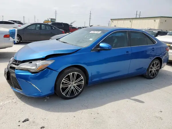 4T1BF1FK3GU542343 2016 TOYOTA CAMRY - Image 1