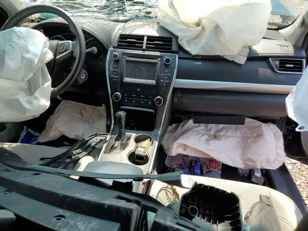 4T1BF1FK3GU545002 2016 TOYOTA CAMRY - Image 8