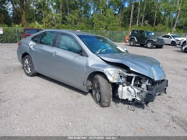 4T1BF1FK3GU546196 2016 TOYOTA CAMRY - Image 1