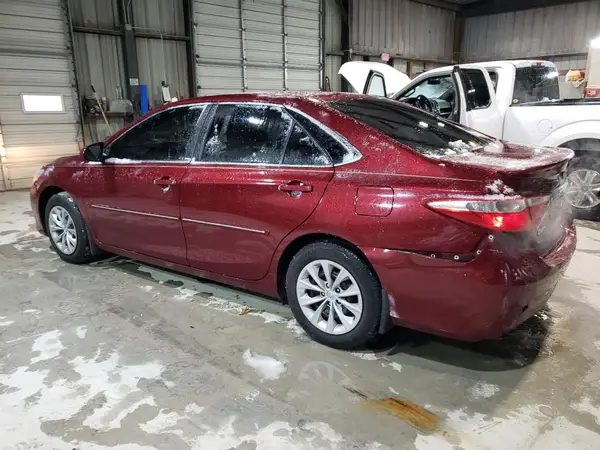 4T1BF1FK3GU549390 2016 TOYOTA CAMRY - Image 2
