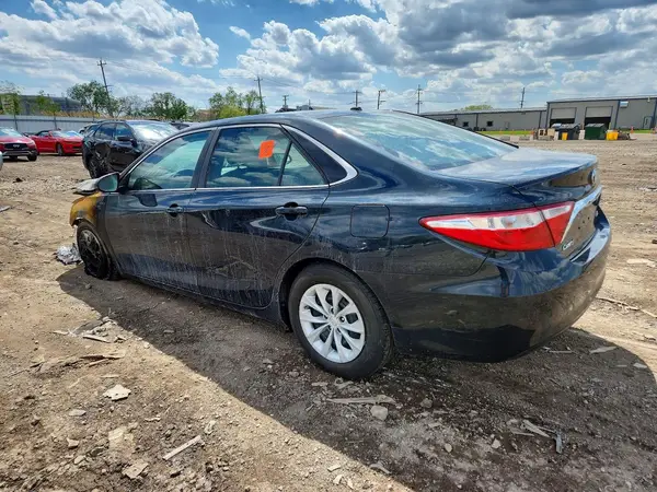 4T1BF1FK3GU550460 2016 TOYOTA CAMRY - Image 2