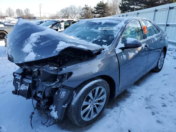 4T1BF1FK3GU551317 2016 TOYOTA CAMRY - Image 1