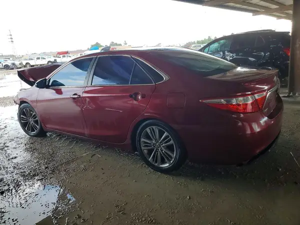 4T1BF1FK3GU551916 2016 TOYOTA CAMRY - Image 2