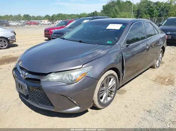 4T1BF1FK3GU553522 2016 TOYOTA CAMRY - Image 2