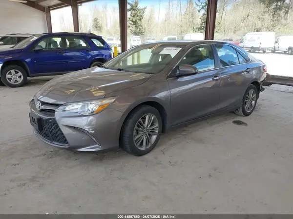 4T1BF1FK3GU554007 2016 TOYOTA CAMRY - Image 2