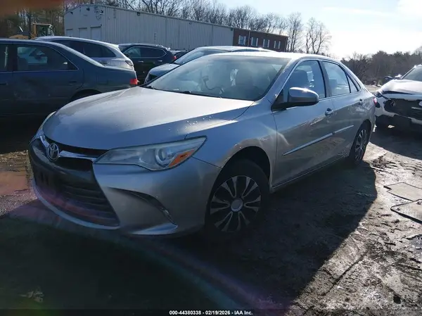4T1BF1FK3GU554492 2016 TOYOTA CAMRY - Image 2