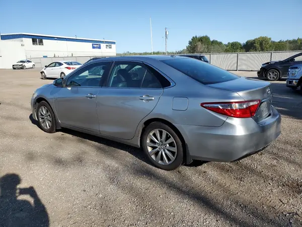4T1BF1FK3GU556856 2016 TOYOTA CAMRY - Image 2