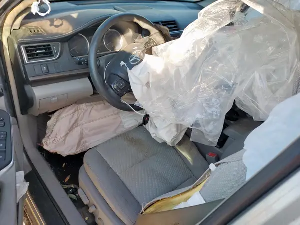4T1BF1FK3GU563144 2016 TOYOTA CAMRY - Image 8