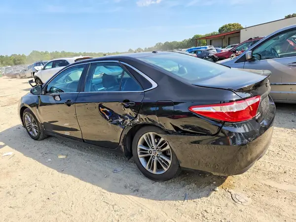 4T1BF1FK3GU565217 2016 TOYOTA CAMRY - Image 2