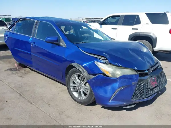 4T1BF1FK3GU572619 2016 TOYOTA CAMRY - Image 1