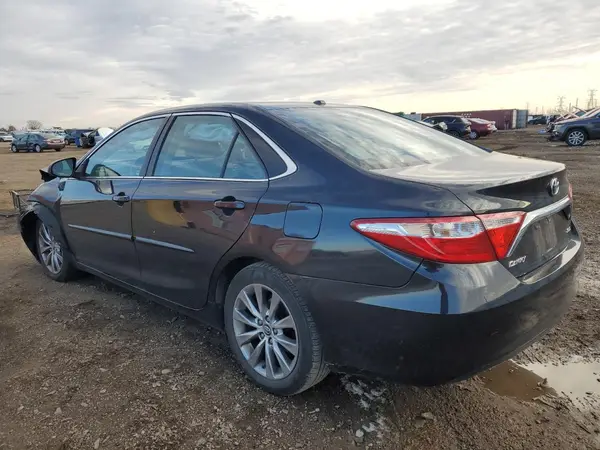 4T1BF1FK3GU572989 2016 TOYOTA CAMRY - Image 2