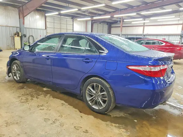4T1BF1FK3GU574032 2016 TOYOTA CAMRY - Image 2