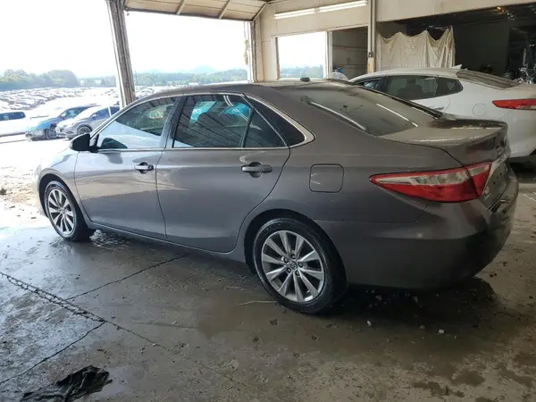 4T1BF1FK3GU578002 2016 TOYOTA CAMRY - Image 2