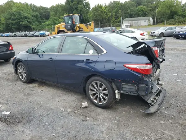 4T1BF1FK3GU578663 2016 TOYOTA CAMRY - Image 2