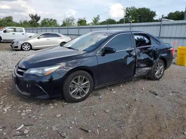4T1BF1FK3GU579585 2016 TOYOTA CAMRY - Image 1