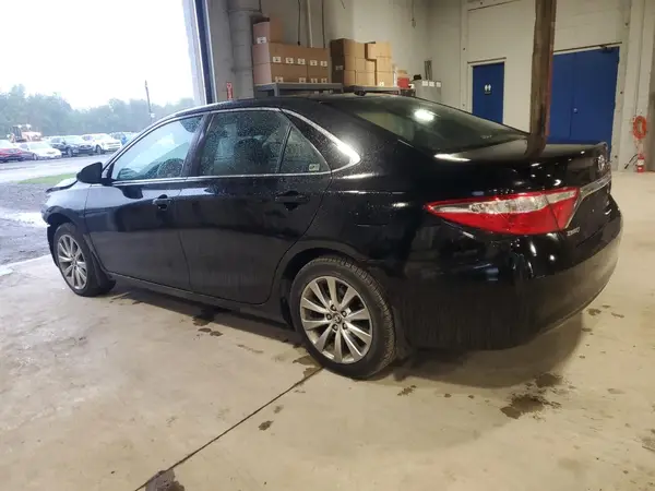4T1BF1FK3GU582003 2016 TOYOTA CAMRY - Image 2