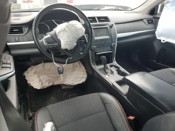 4T1BF1FK3GU582261 2016 TOYOTA CAMRY - Image 8