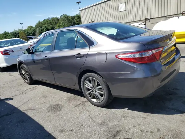 4T1BF1FK3GU593552 2016 TOYOTA CAMRY - Image 2