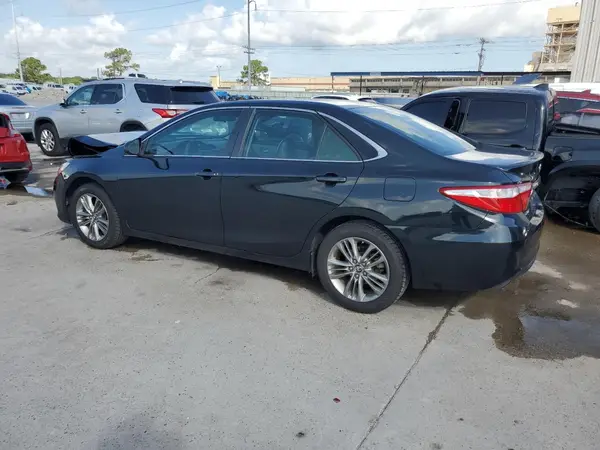 4T1BF1FK3GU594880 2016 TOYOTA CAMRY - Image 2