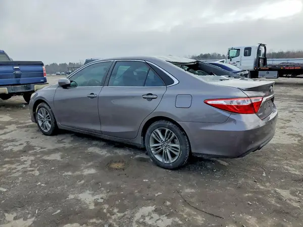 4T1BF1FK3GU597259 2016 TOYOTA CAMRY - Image 2