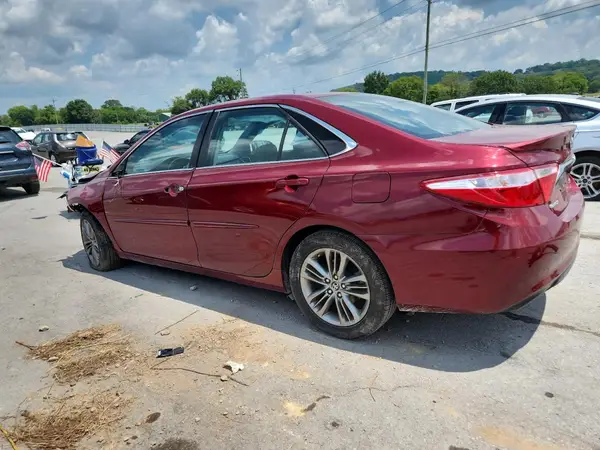 4T1BF1FK3GU598430 2016 TOYOTA CAMRY - Image 2