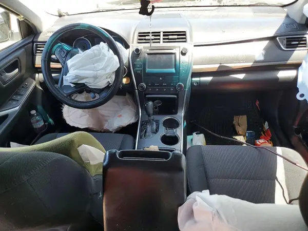 4T1BF1FK3GU598685 2016 TOYOTA CAMRY - Image 8