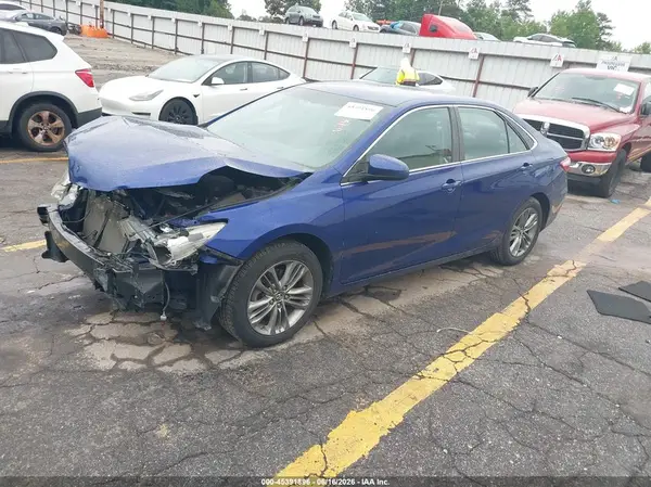 4T1BF1FK3GU601214 2016 TOYOTA CAMRY - Image 2
