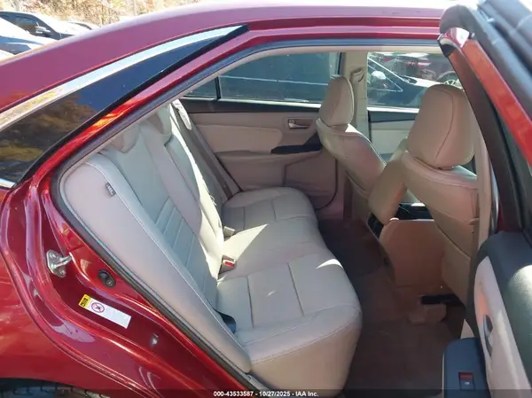 4T1BF1FK3GU602105 2016 TOYOTA CAMRY - Image 8