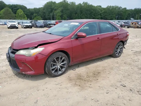 4T1BF1FK3GU602248 2016 TOYOTA CAMRY - Image 1