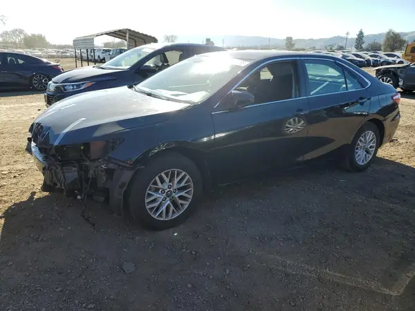 4T1BF1FK3GU603318 2016 TOYOTA CAMRY - Image 1