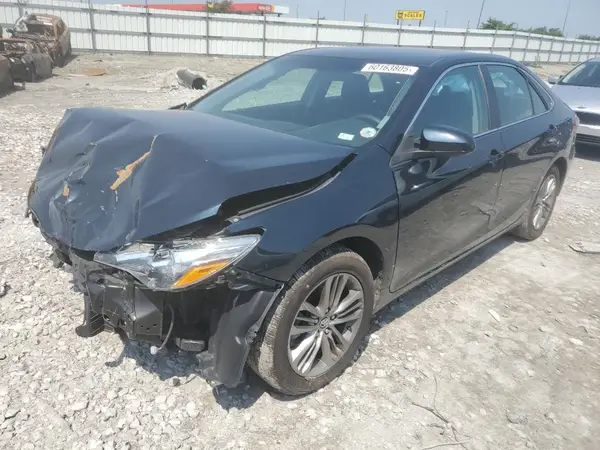 4T1BF1FK3GU606316 2016 TOYOTA CAMRY - Image 1