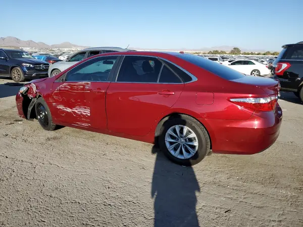 4T1BF1FK3GU999198 2016 TOYOTA CAMRY - Image 2