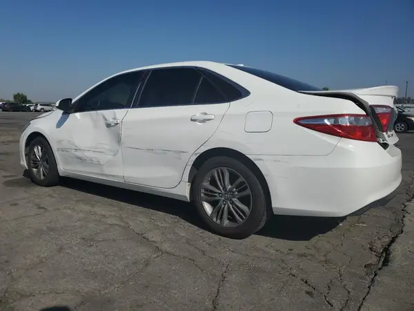 4T1BF1FK3HU267512 2017 TOYOTA CAMRY - Image 2