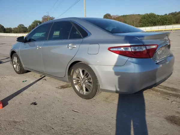 4T1BF1FK3HU267638 2017 TOYOTA CAMRY - Image 2