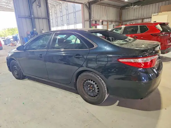4T1BF1FK3HU269728 2017 TOYOTA CAMRY - Image 2