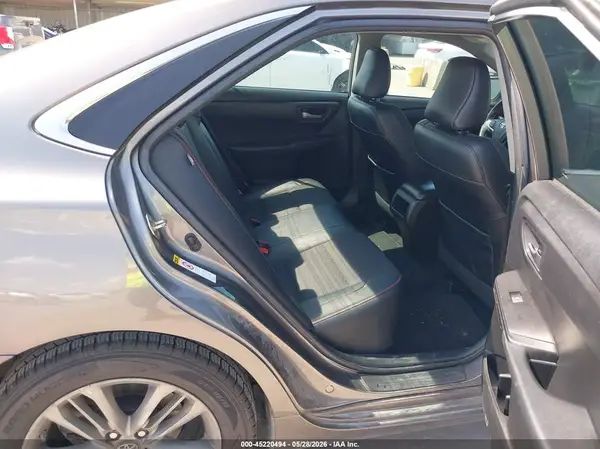 4T1BF1FK3HU273570 2017 TOYOTA CAMRY - Image 8