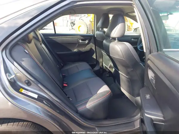 4T1BF1FK3HU275979 2017 TOYOTA CAMRY - Image 8