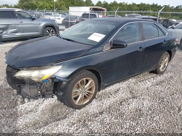 4T1BF1FK3HU276744 2017 TOYOTA CAMRY - Image 2