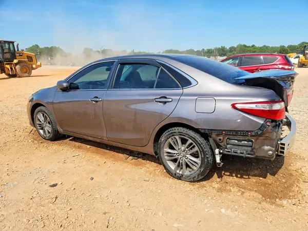 4T1BF1FK3HU277876 2017 TOYOTA CAMRY - Image 2